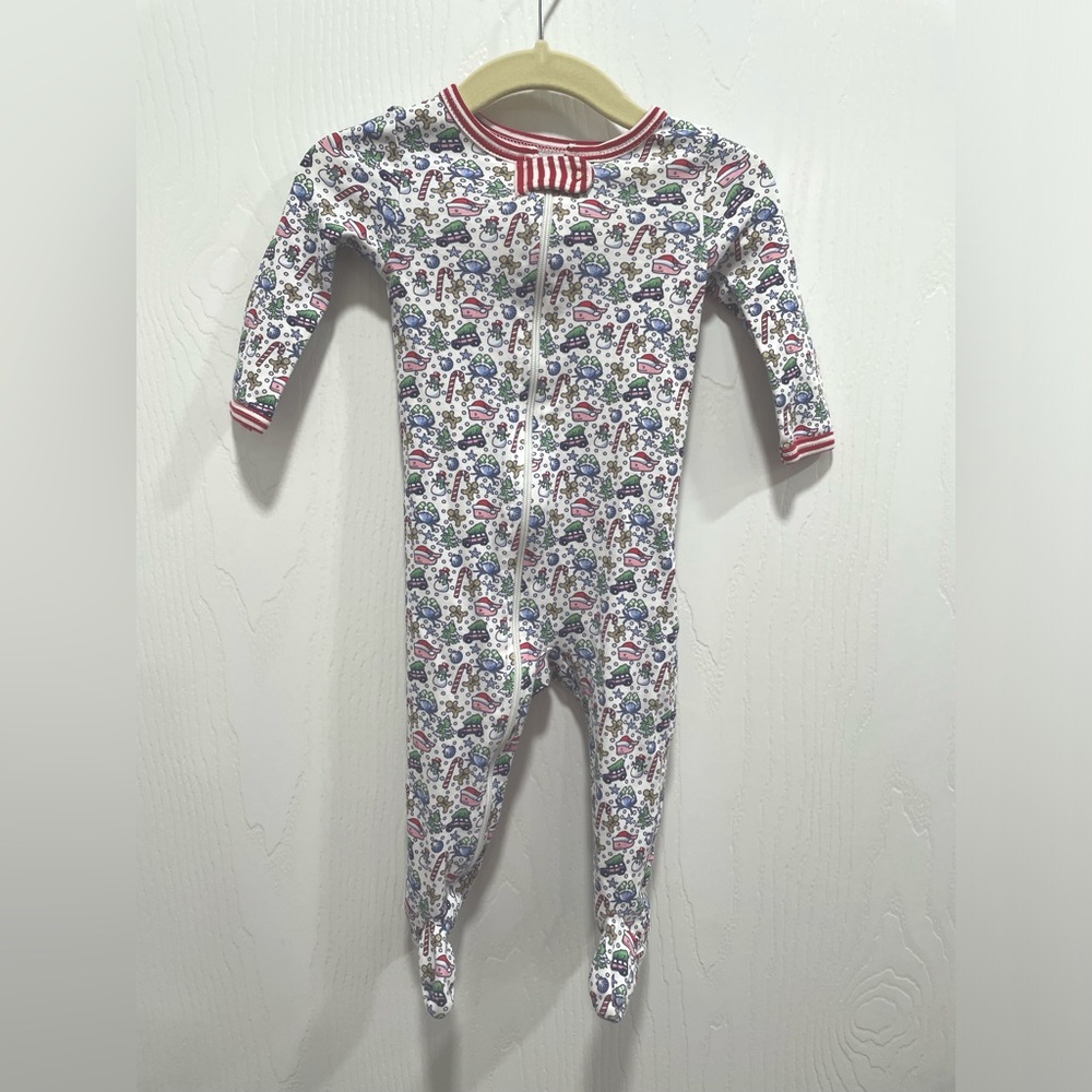 Vineyard Vines Whale Holiday Christmas Sleeper🎄